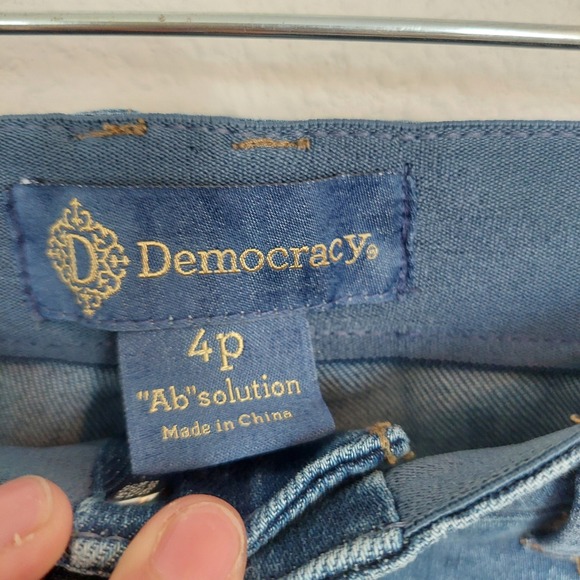 Democracy Ab"solution Mid-Rise Blue Double Layer Fray Hem Cropped Jeans Size 4P - Picture 4 of 10